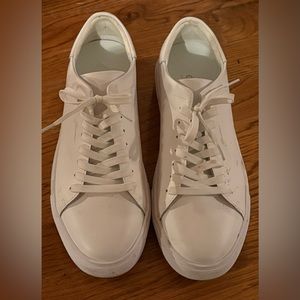 Giovvani Milan White Low Top Sneakers Women’s Size 11, EUC